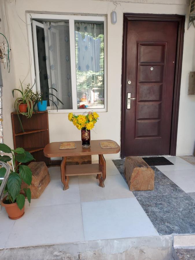 Malu Apartment Tbilisi Luaran gambar